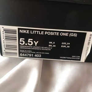Nike little posite one size 5.5
